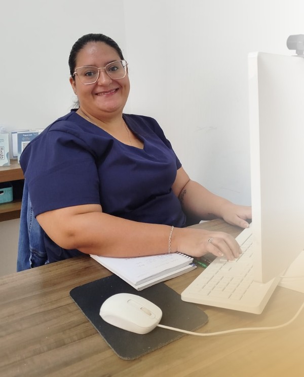 Larissa (Lari) — Auxiliar em Saúde Bucal (ASB) na Brito Odontologia em São Paulo